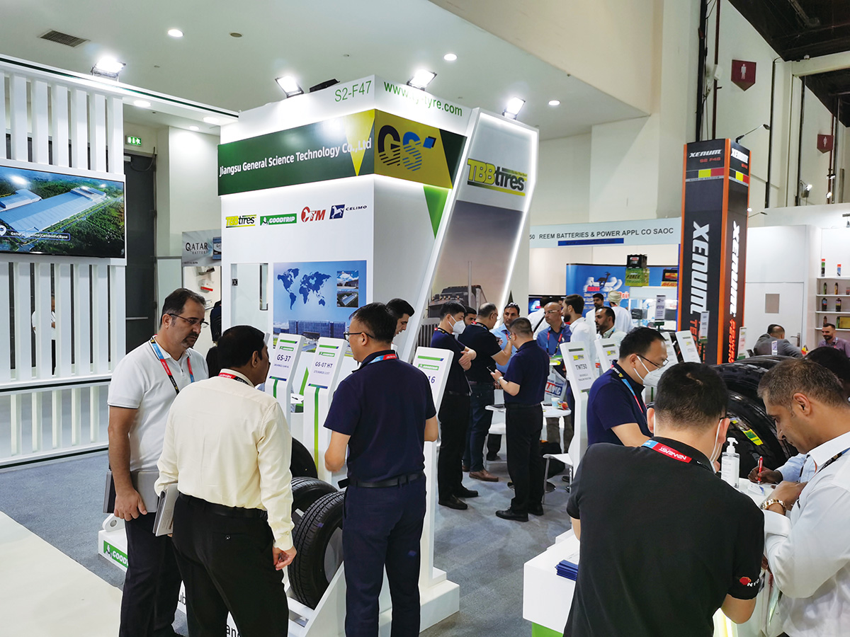 通用股份亮相迪拜展,彰顯民族輪胎風(fēng)采! 通用股份亮相迪拜展,彰顯民族輪胎風(fēng)采!